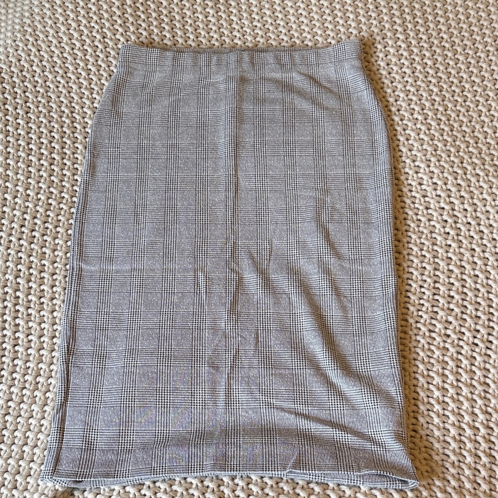 Ann Taylor Factory Black and White Pencil Skirt